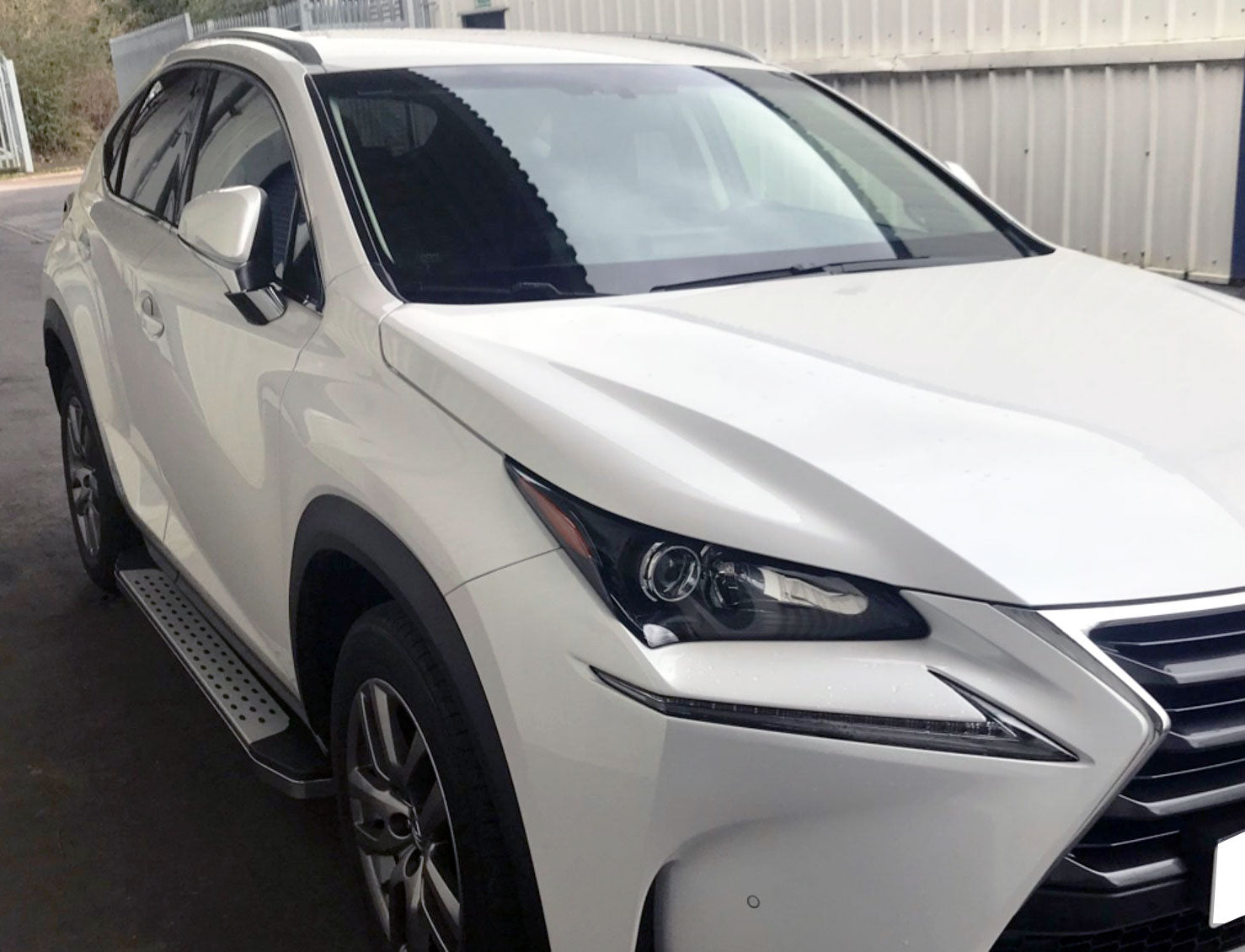 Lexus NX300H ab Bj. 15 Trittbretter "Freedom" - Direct 4x4 Autozubehör