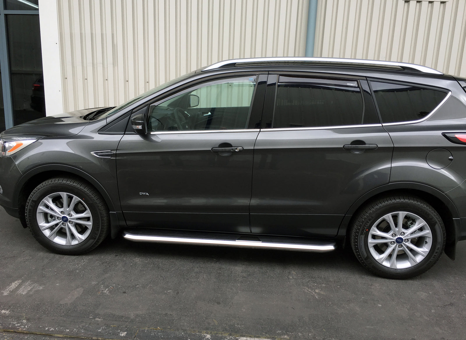 Ford Edge ab Bj. 16 Trittbretter "High Flyer" - Direct 4x4 Autozubehör