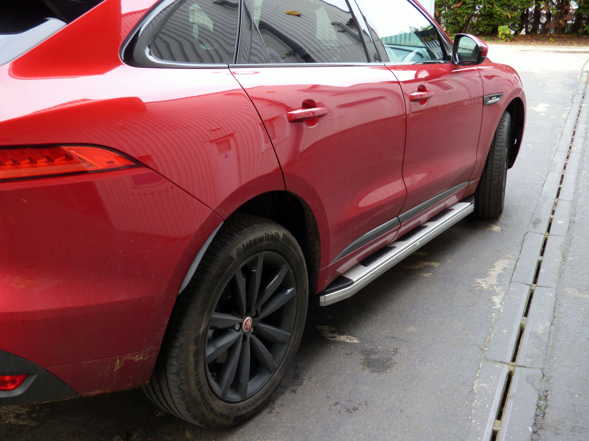 Jaguar F-Pace ab Bj. 16 Trittbretter "Suburban" - Direct 4x4 Autozubehör