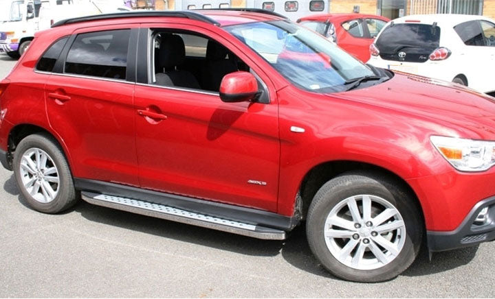 Mitsubishi ASX ab Bj. 10 Trittbretter "Suburban" - Direct 4x4 Autozubehör