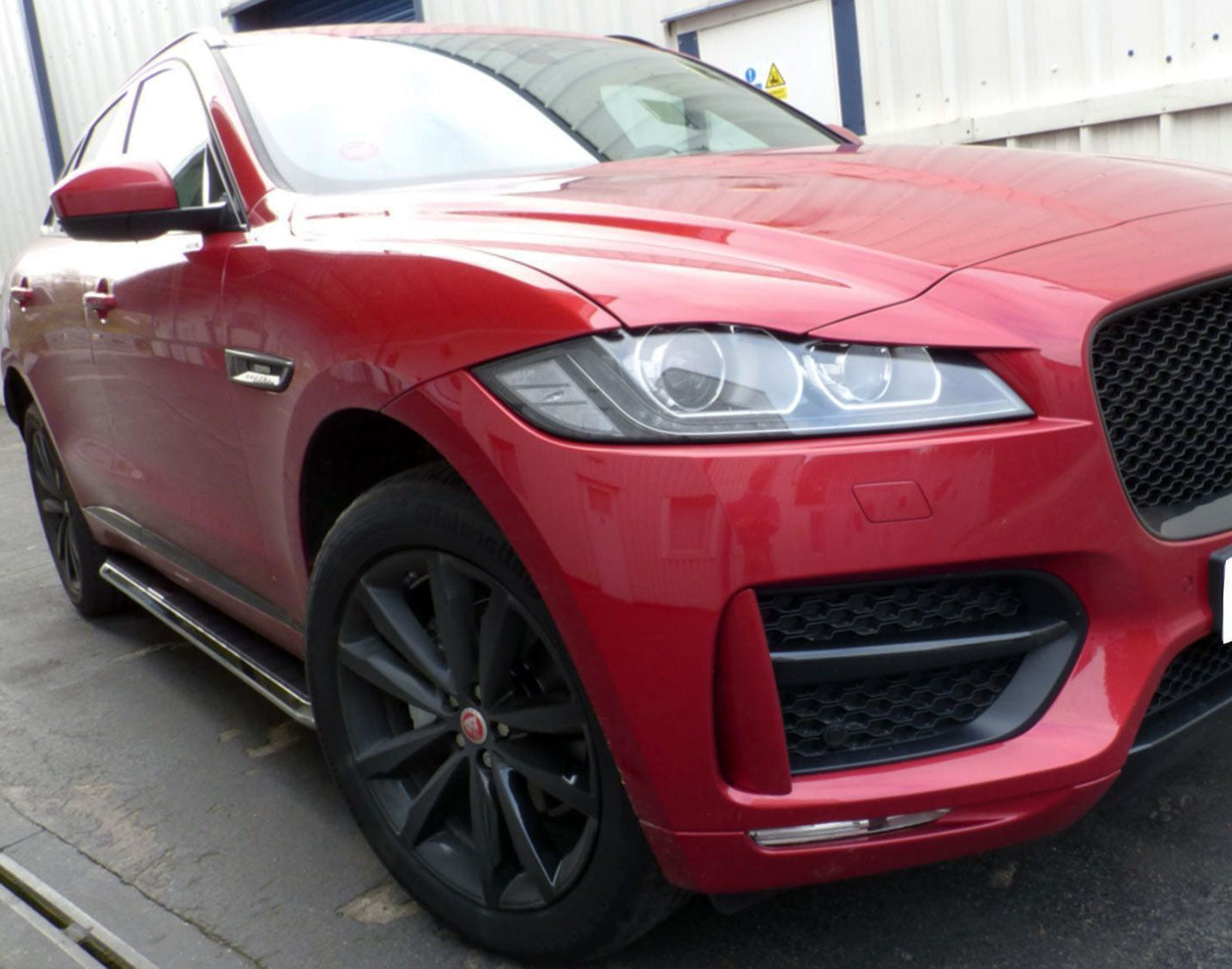 Jaguar F-Pace ab Bj. 16 Trittbretter "High Flyer" - Direct 4x4 Autozubehör