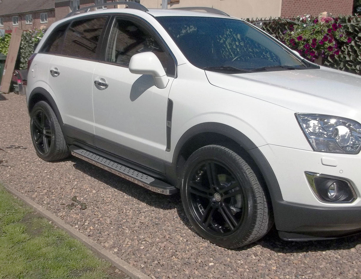 Opel Antara Bj. 06-17 Trittbretter "Freedom" - Direct 4x4 Autozubehör