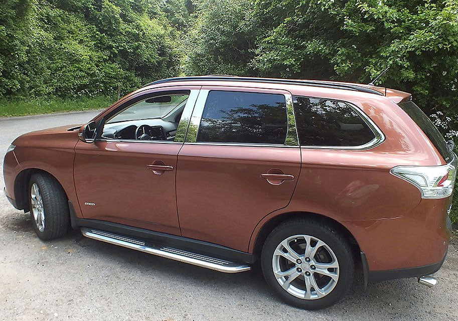 Mitsubishi Outlander ab Bj. 13 Trittbretter "Premier" - Direct 4x4 Autozubehör