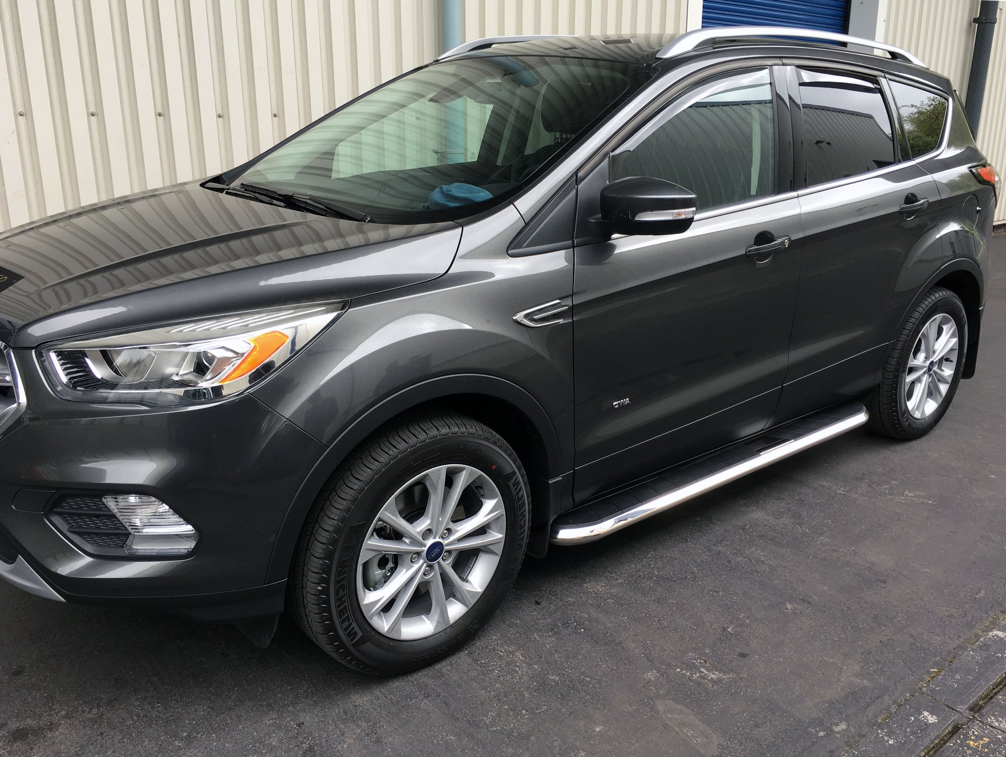 Ford Edge ab Bj. 16 Trittbretter "High Flyer" - Direct 4x4 Autozubehör