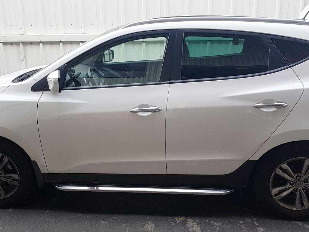 Hyundai ix35 Bj. 10-15 Trittbretter  "Premier" - Direct 4x4 Autozubehör