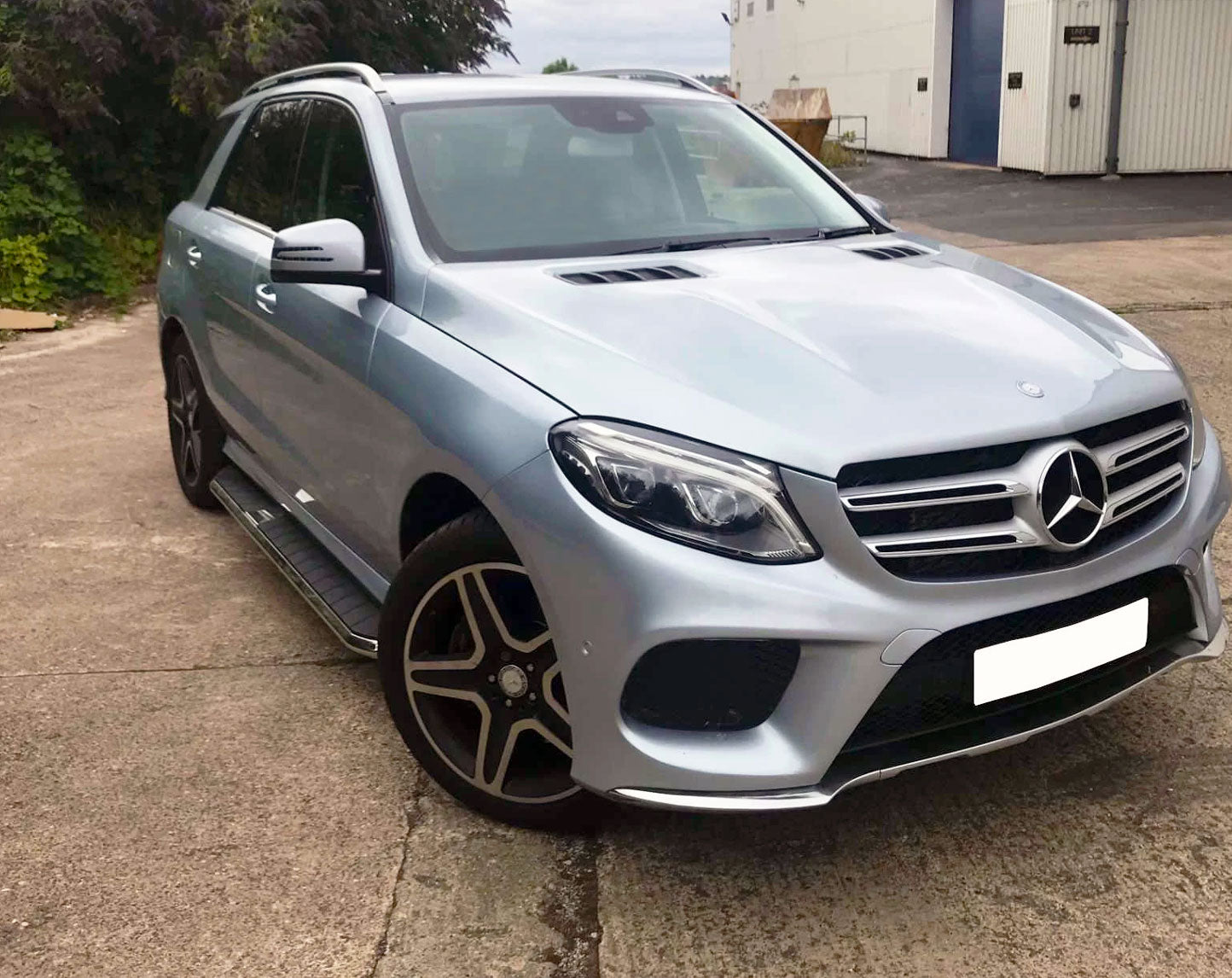 Mercedes Benz GLE (W166) Bj. 15-19 Trittbretter "High Flyer" - Direct 4x4 Autozubehör