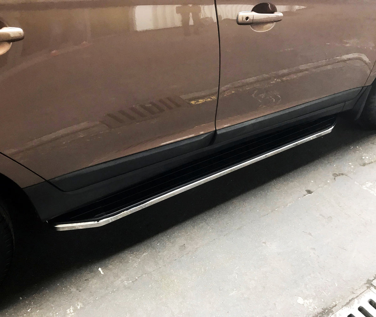 Volvo XC60 Bj. 09-17 Trittbretter "Raptor" - Direct 4x4 Autozubehör