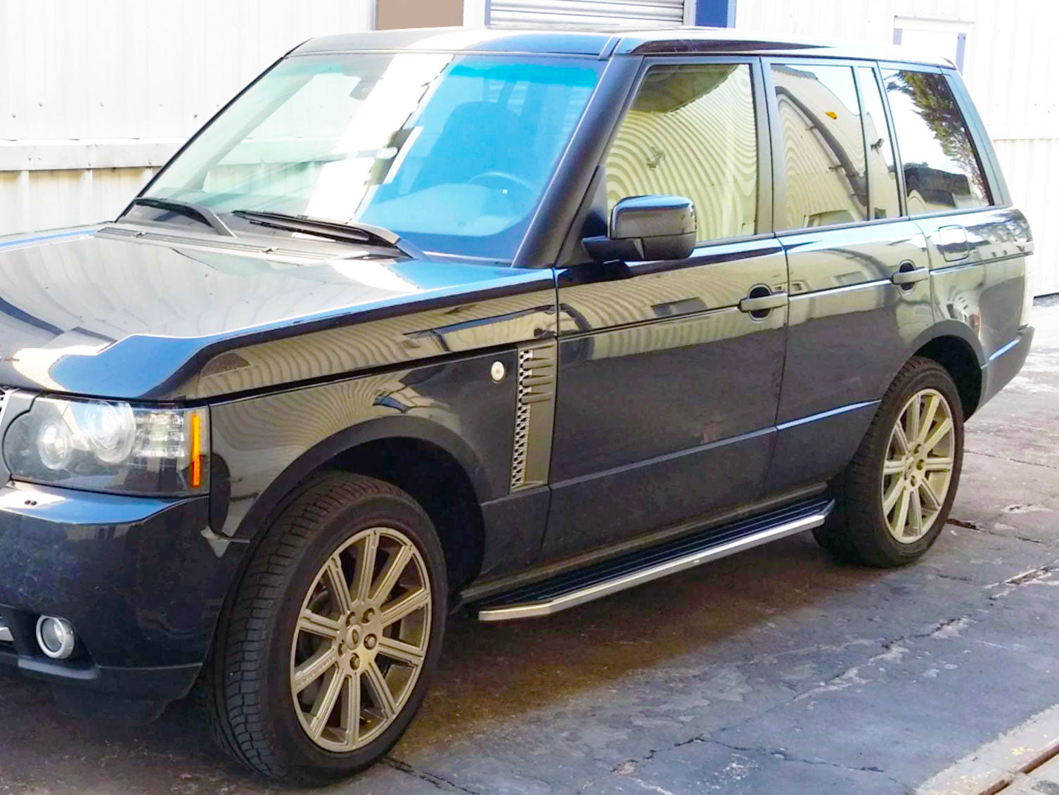 Range Rover Bj. 02-12 Trittbretter "Raptor" - Direct 4x4 Autozubehör