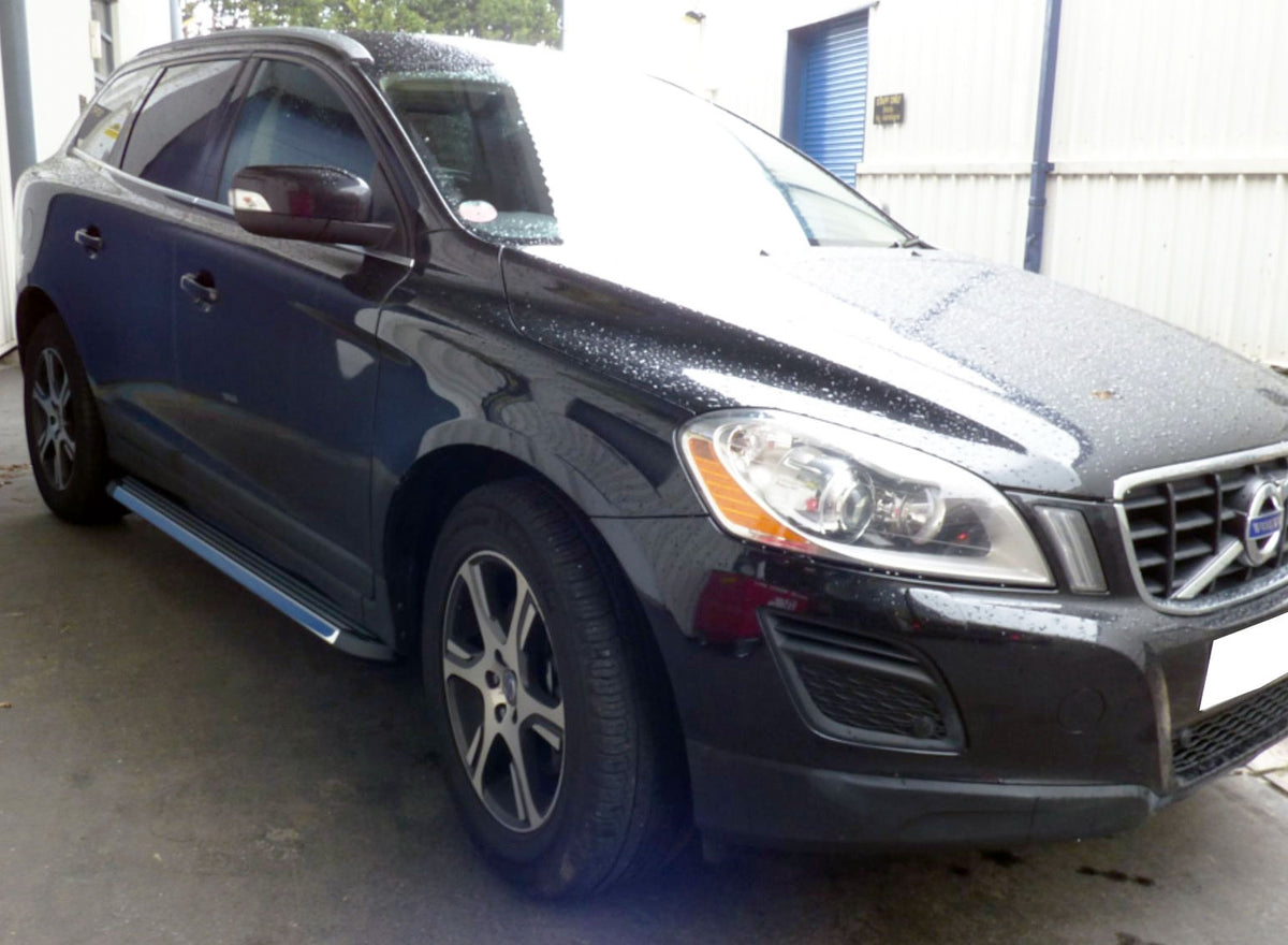 Volvo XC60 Bj. 09-17 Trittbretter "Stingray" - Direct 4x4 Autozubehör