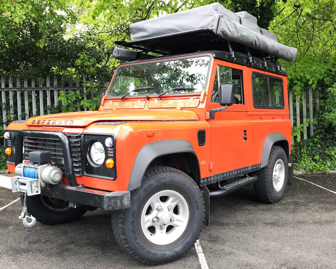 Land Rover Defender 90 Bj. 03-16 schwarze Schwellerrohre - Direct 4x4 Autozubehör