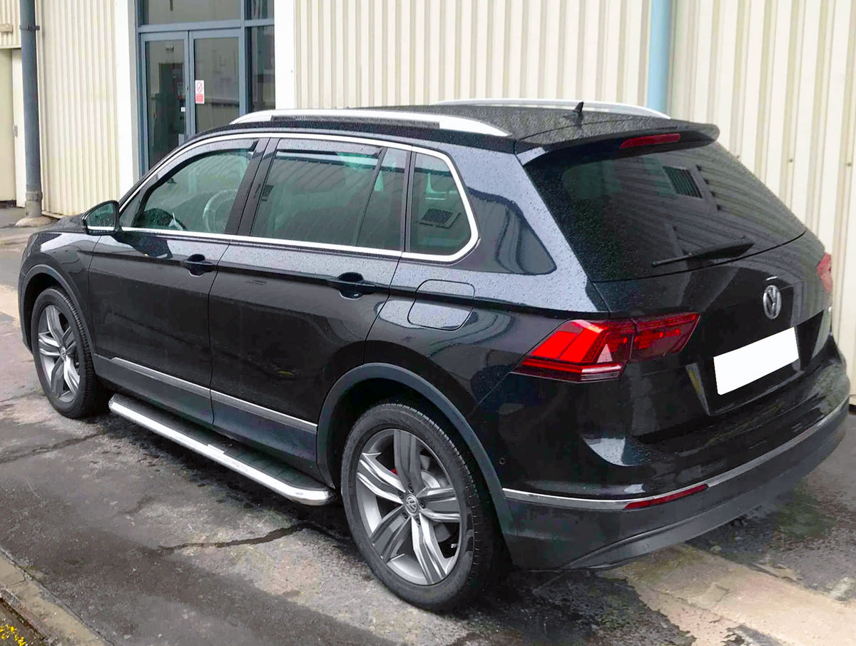 VW Tiguan ab Bj. 16 Trittbretter "High Flyer" - Direct 4x4 Autozubehör