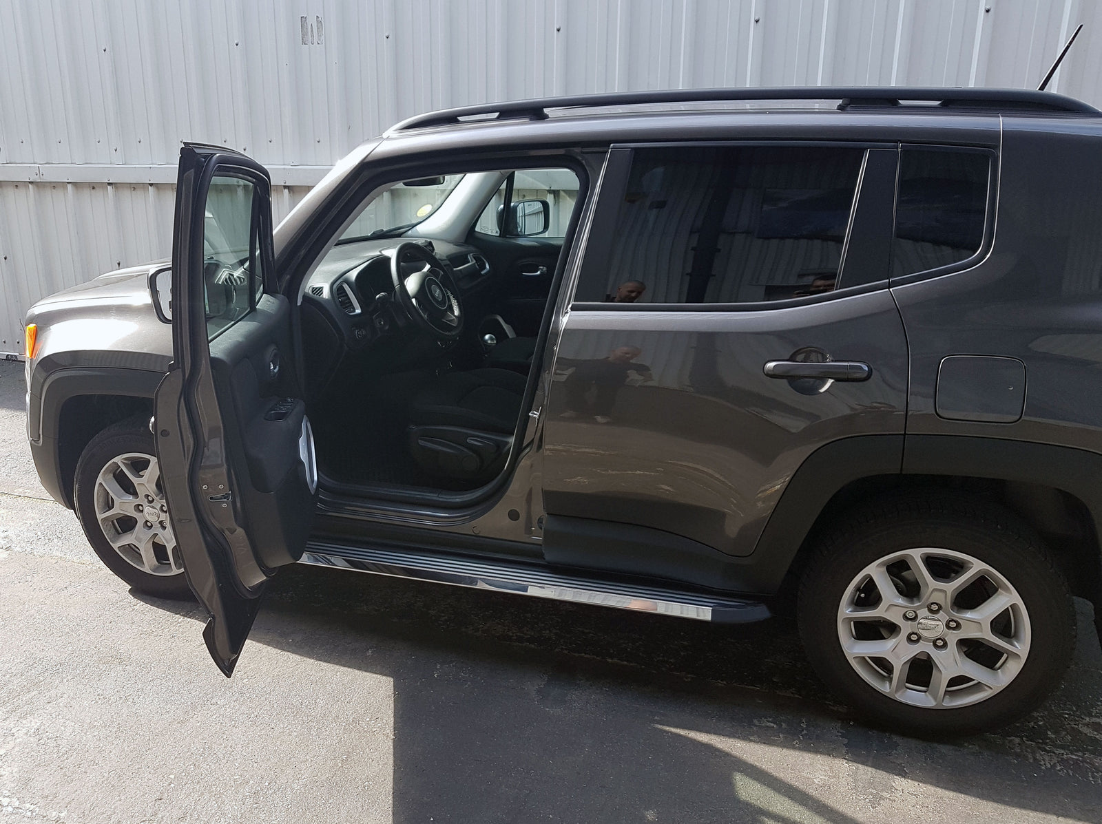 Jeep Renegade ab Bj. 15 Trittbretter "Stingray" - Direct 4x4 Autozubehör