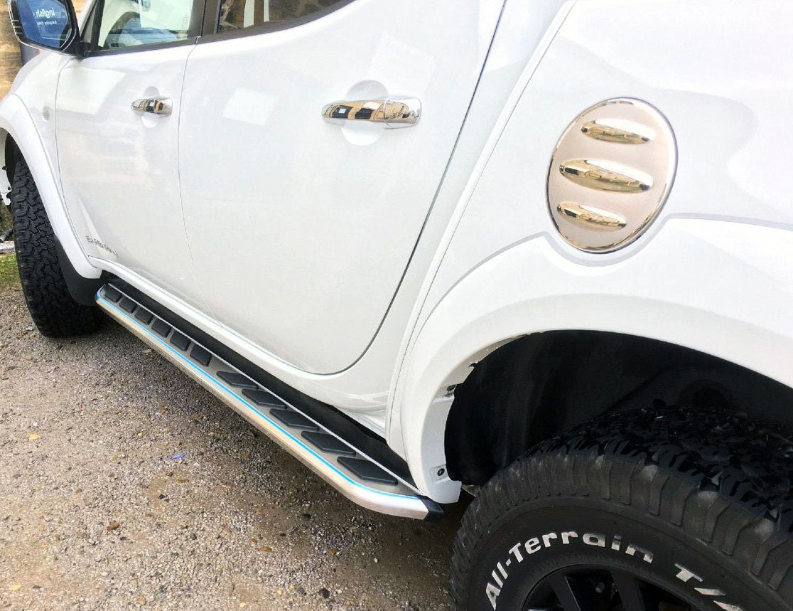 Mitsubishi L200 ab Bj. 15 Trittbretter "Monsoon" - Direct 4x4 Autozubehör