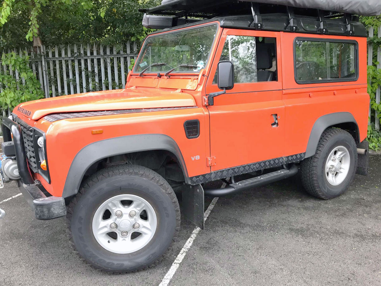 Land Rover Defender 90 Bj. 03-16 schwarze Schwellerrohre - Direct 4x4 Autozubehör