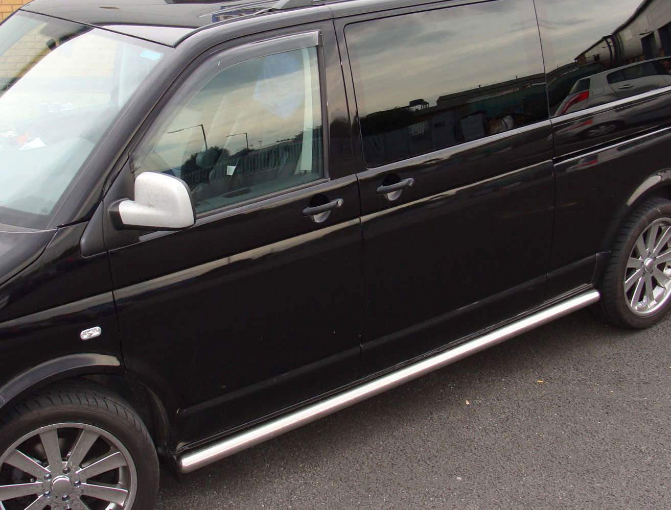 VW T5 Bj. 09-15 Langer RS Edelstahl Schwellerrohre 76mm