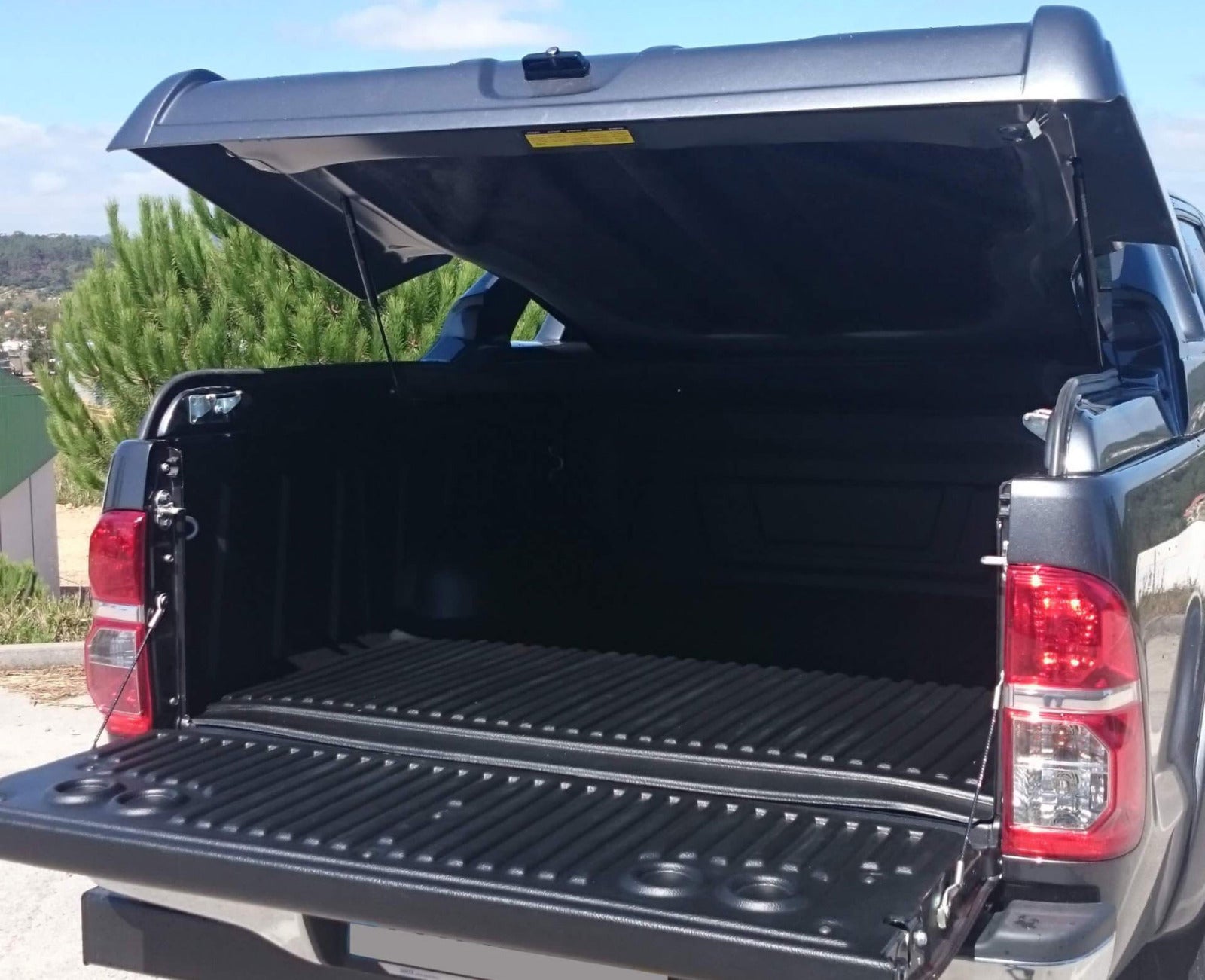 Isuzu D-Max Bj. 07-12 "Full-Box" Pick-Up HardTop Abdeckung - Direct 4x4 Autozubehör