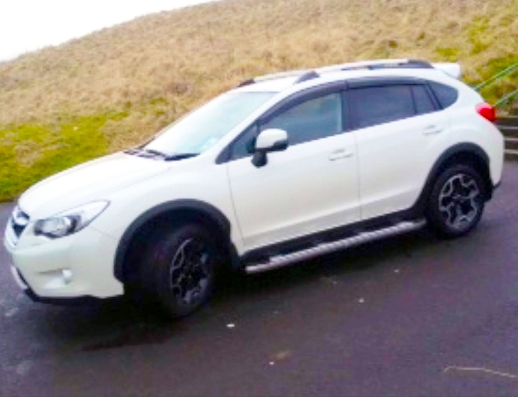 Subaru XV Bj. 11-16 Trittbretter "Suburban" - Direct 4x4 Autozubehör