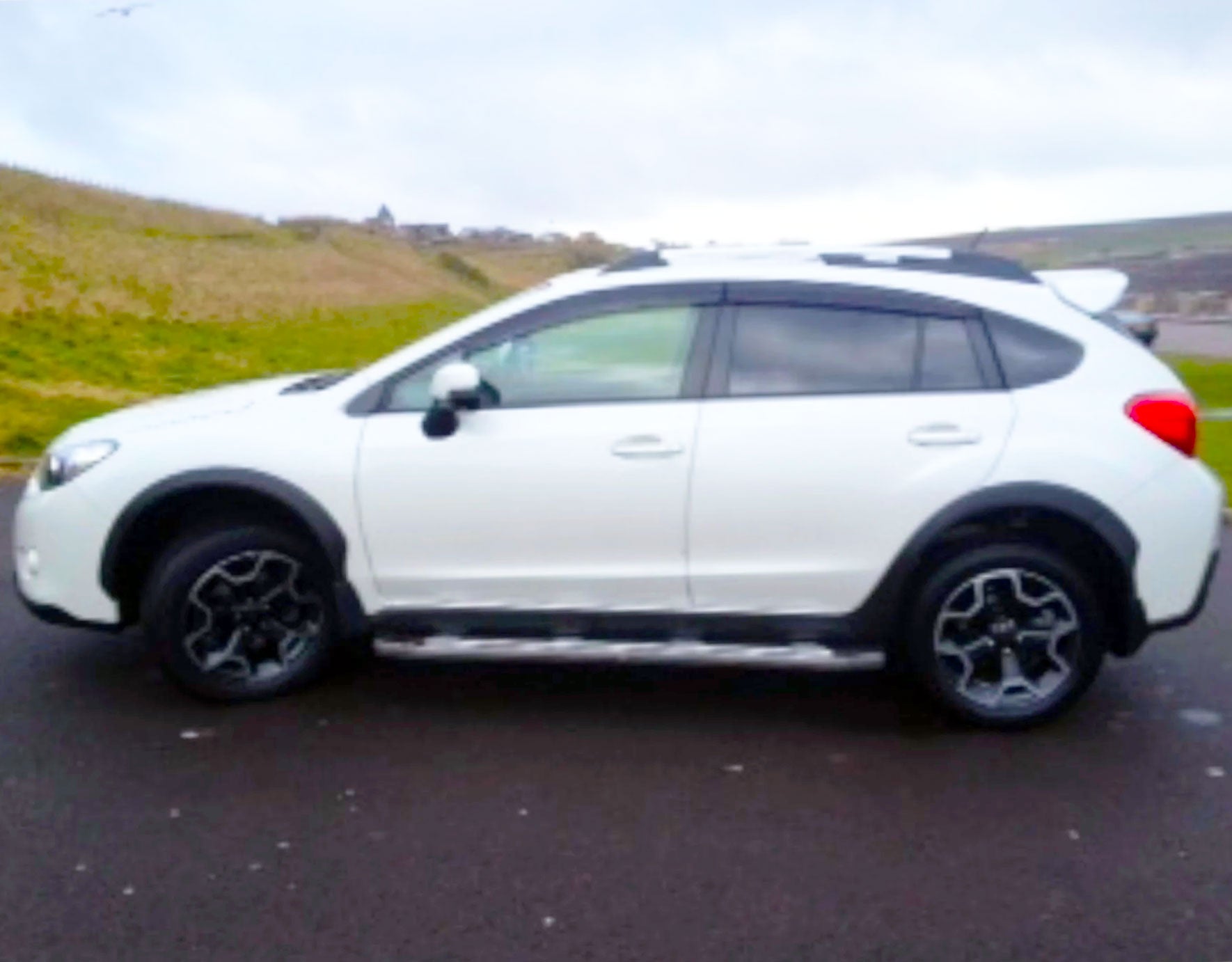 Subaru XV Bj. 11-16 Trittbretter "Suburban" - Direct 4x4 Autozubehör