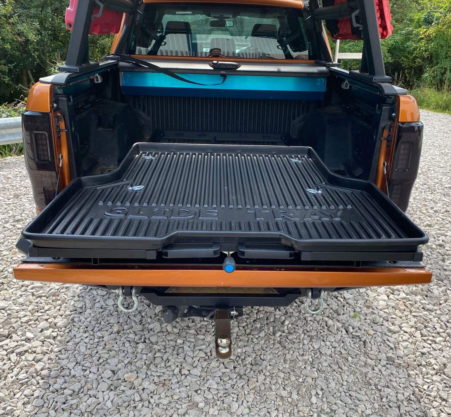 Ausziehbare Ladefläche für Pick-Ups / SUVs und Transporter - Direct 4x4 Autozubehör