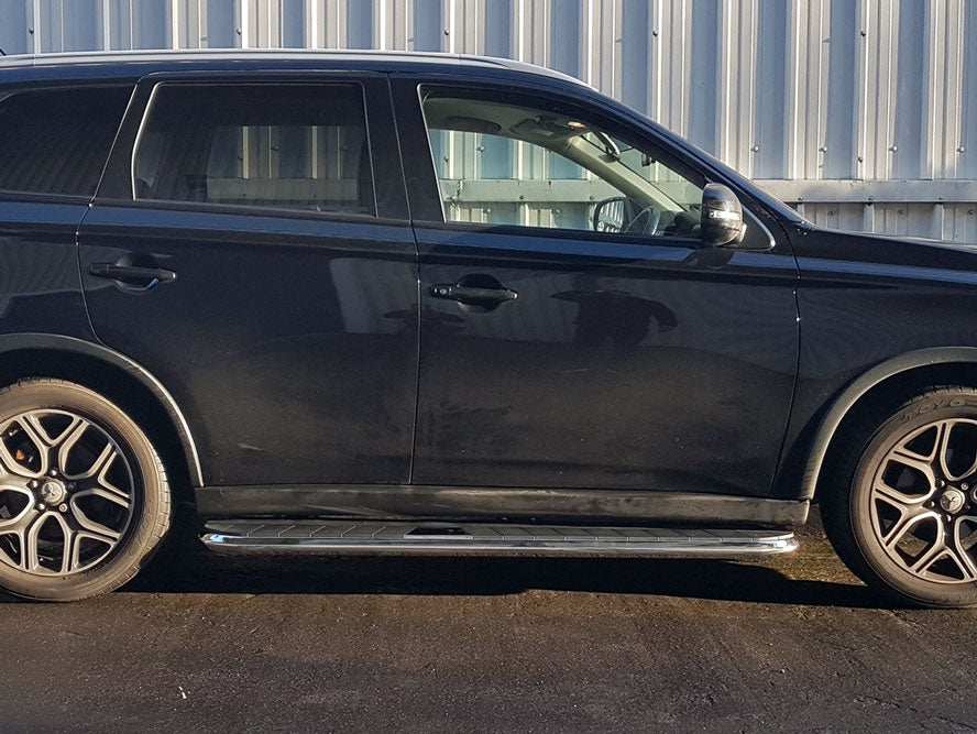 Mitsubishi Outlander ab Bj. 13 Trittbretter "High Flyer" - Direct 4x4 Autozubehör