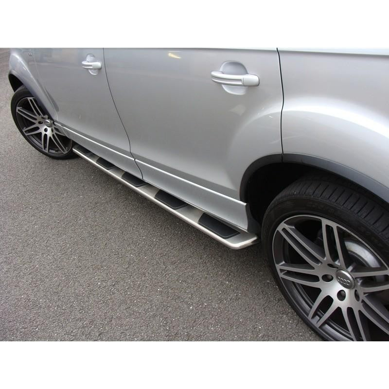 Audi Q7 Bj. 05-15 Edelstahl Trittbretter im original Styling - Direct 4x4 Autozubehör