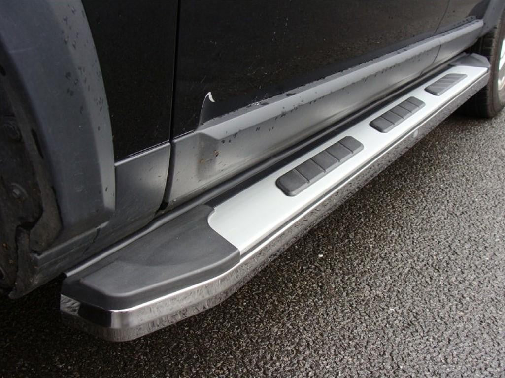 Ford Kuga Bj. 07-12 Trittbretter "Suburban" - Direct 4x4 Autozubehör