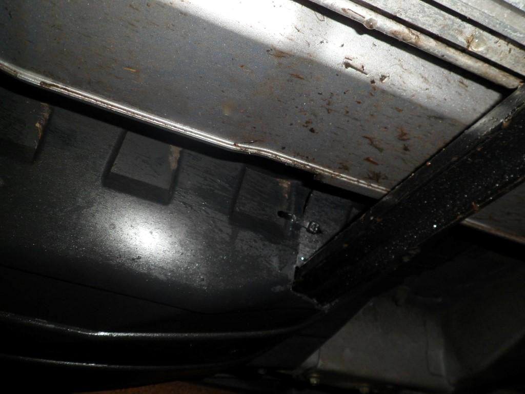 Honda CR-V Bj. 07-12 Trittbretter "Panther" - Direct 4x4 Autozubehör