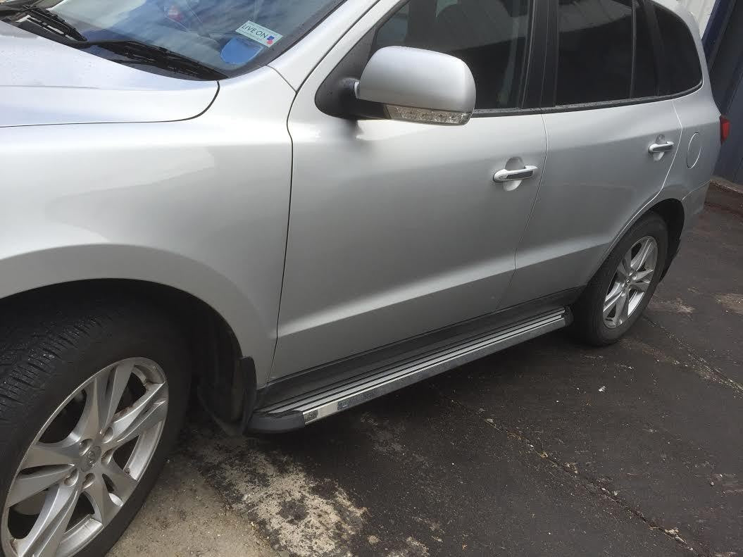 Hyundai Santa Fe Bj. 10-12 Trittbretter "Stingray" - Direct 4x4 Autozubehör