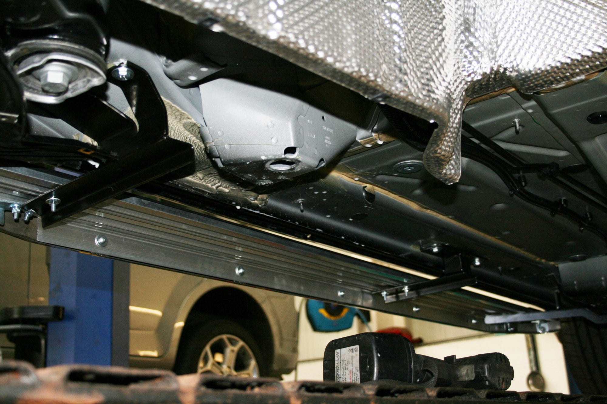 BMW X3 Bj. 10-17 (F25) Trittbretter "Freedom" - Direct 4x4 Autozubehör