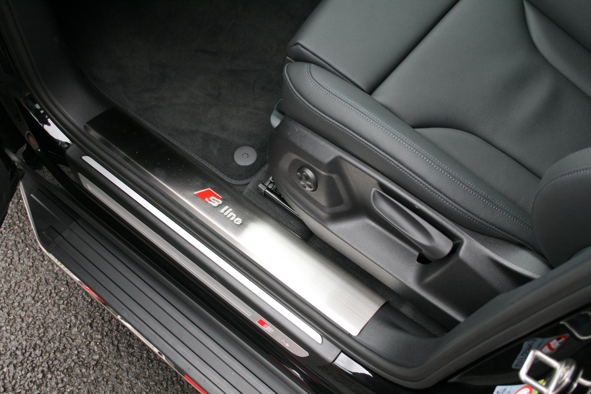 Audi Q5 S-Line Edelstahl Türschweller Cover - Direct 4x4 Autozubehör