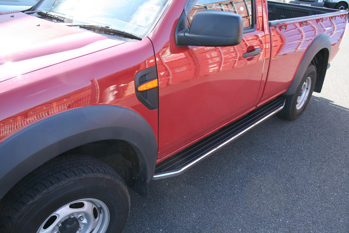 Mazda BT-50 ab Bj. 06 Trittbretter "Raptor" - Direct 4x4 Autozubehör