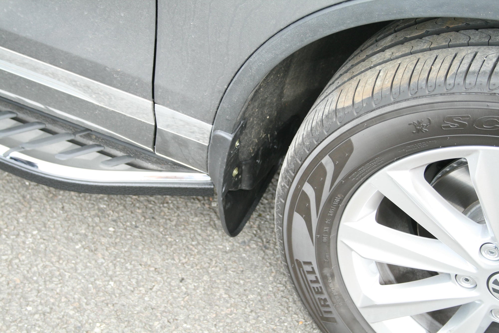 VW Touareg Bj. 10-17 Schmutzfänger - Direct 4x4 Autozubehör
