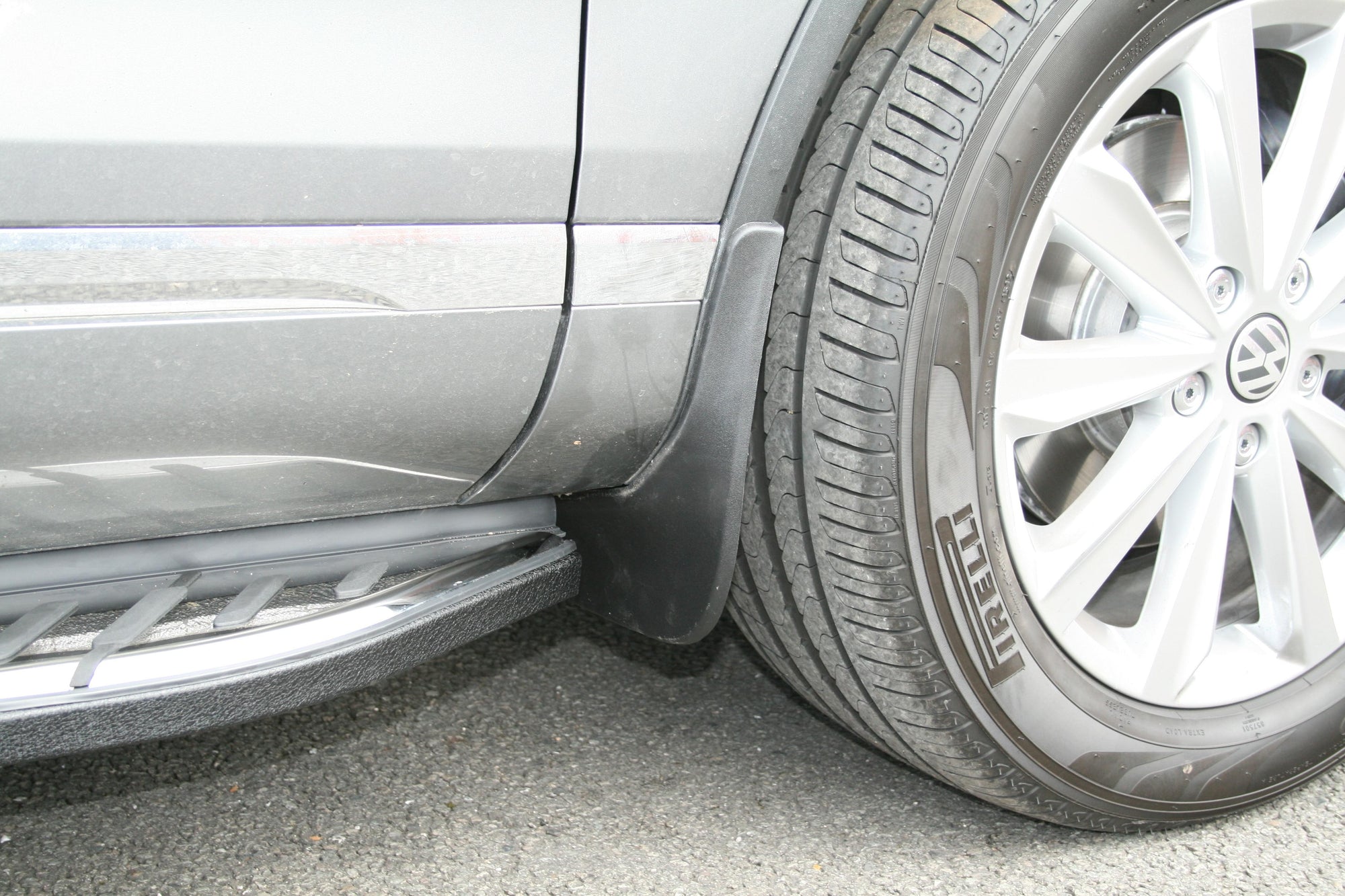 VW Touareg Bj. 10-17 Schmutzfänger - Direct 4x4 Autozubehör