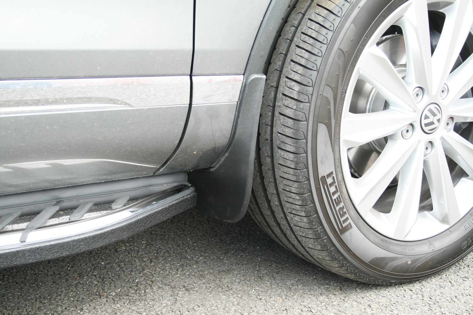 VW Touareg Bj. 10-17 Schmutzfänger - Direct 4x4 Autozubehör