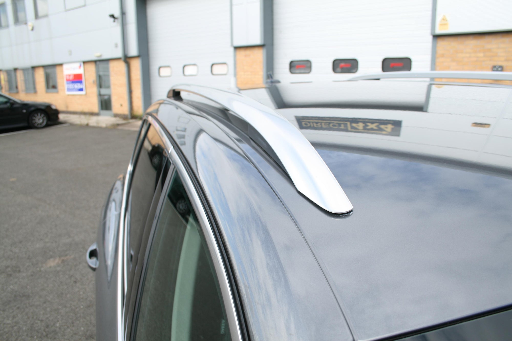 VW Touareg Bj. 10-17 Dachreling "OE-Style" - Direct 4x4 Autozubehör