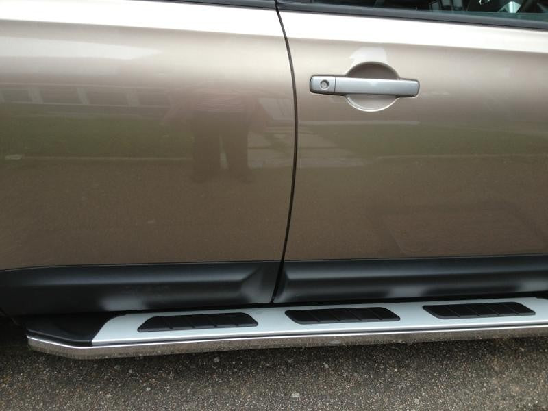 Nissan Qashqai+2 Bj. 07-13 Trittbretter "Suburban" - Direct 4x4 Autozubehör