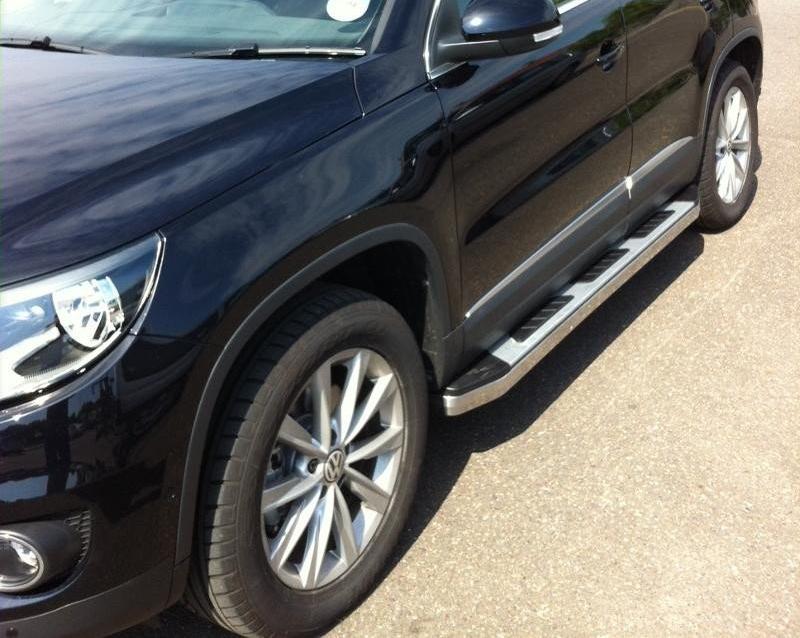 VW Tiguan Bj. 08-12 Trittbretter "Suburban" - Direct 4x4 Autozubehör