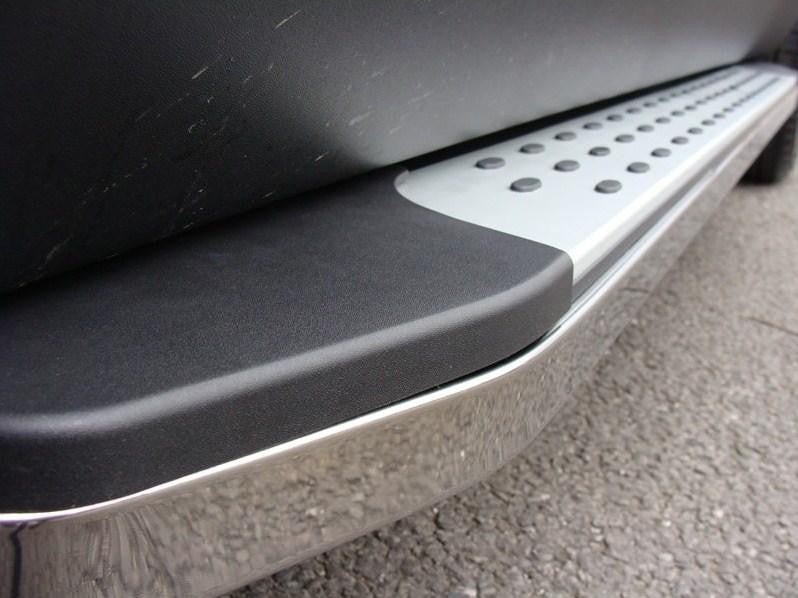 Hyundai ix35 Bj. 10-15 Trittbretter "Freedom" - Direct 4x4 Autozubehör