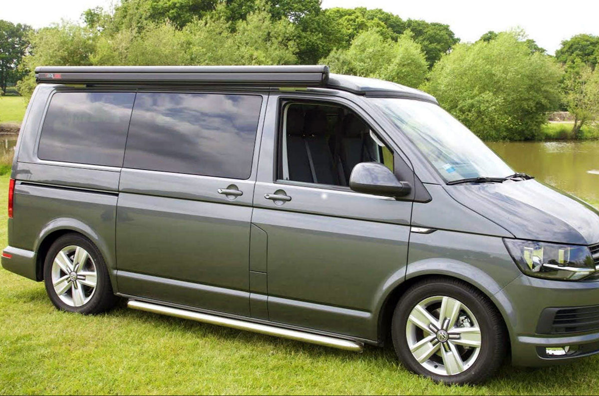 VW T5 Bj. 03-09 Kurzer RS Edelstahl Schwellerrohre "Sport" 64mm - Direct 4x4 Autozubehör