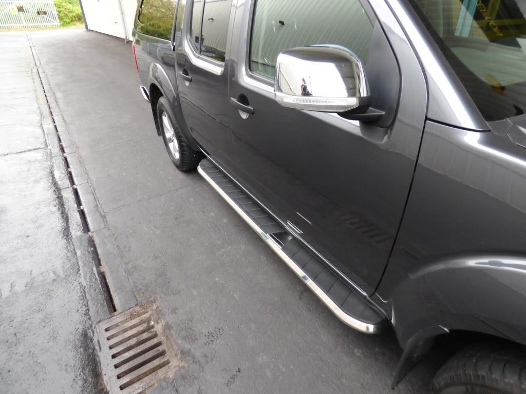 Nissan Navara D40 Double Cab Bj. 06-15 Trittbretter "High Flyer" - Direct 4x4 Autozubehör