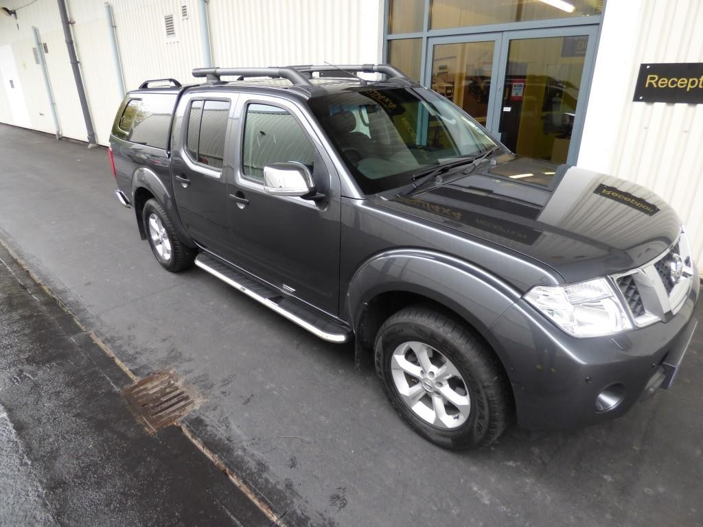 Nissan Navara D40 Double Cab Bj. 06-15 Trittbretter "High Flyer" - Direct 4x4 Autozubehör