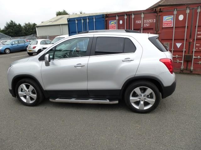 Chevrolet Trax ab Bj. 14 Trittbretter "Suburban" - Direct 4x4 Autozubehör