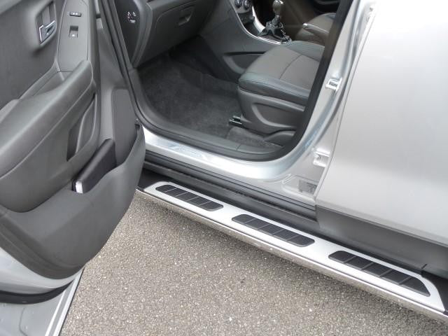 Chevrolet Trax ab Bj. 14 Trittbretter "Suburban" - Direct 4x4 Autozubehör