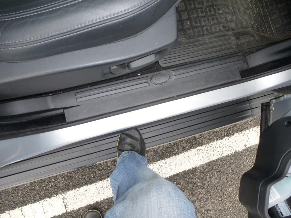 Land Rover Discovery 3 & 4 Bj. 05-16 Trittbretter "Raptor" - Direct 4x4 Autozubehör