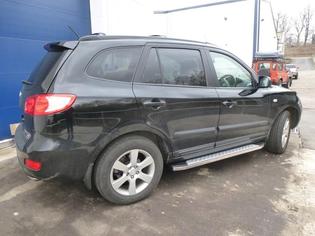 Hyundai Santa Fe Bj. 06-10 Trittbretter "Freedom" - Direct 4x4 Autozubehör