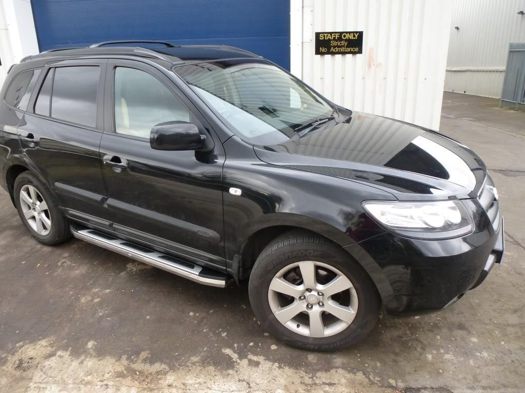 Hyundai Santa Fe Bj. 06-10 Trittbretter "Suburban" - Direct 4x4 Autozubehör