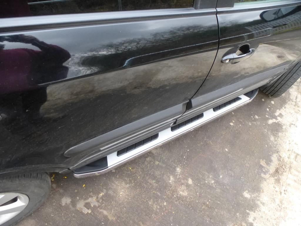 Hyundai Santa Fe Bj. 06-10 Trittbretter "Suburban" - Direct 4x4 Autozubehör