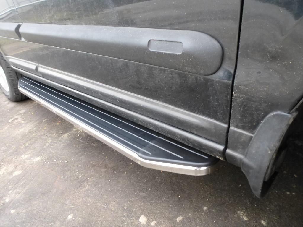 Hyundai Santa Fe Bj. 06-10 Trittbretter "Raptor" - Direct 4x4 Autozubehör