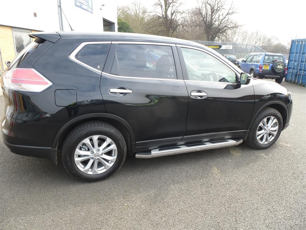 Nissan X-Trail Bj. 14-17 Trittbretter "Suburban" - Direct 4x4 Autozubehör