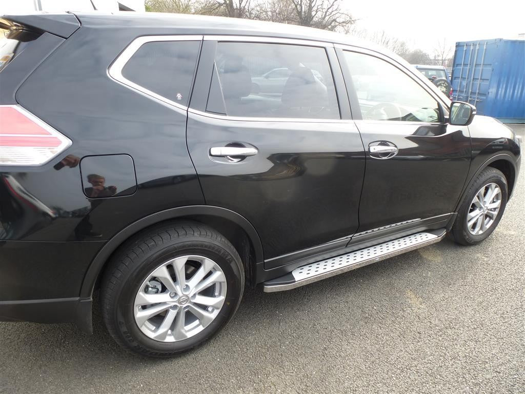 Nissan X-Trail Bj. 14-17 Trittbretter "Freedom" - Direct 4x4 Autozubehör